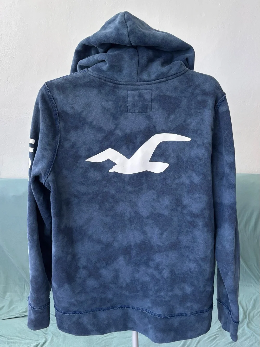 Hollister Iconic Feel Good Fleece Hoodie Navy Tie-Dye L